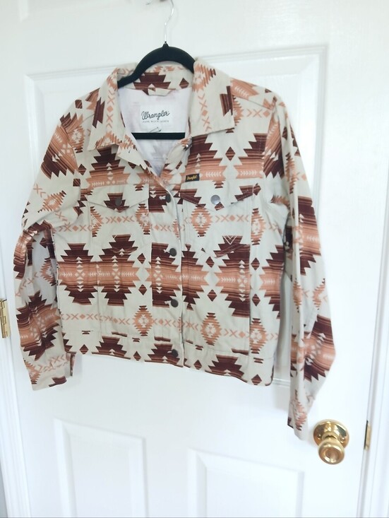 Wrangler Jackets & Blazers - Wrangler Women's Aztec Print Jacket in Cream & Brown Southwestern Country Boho